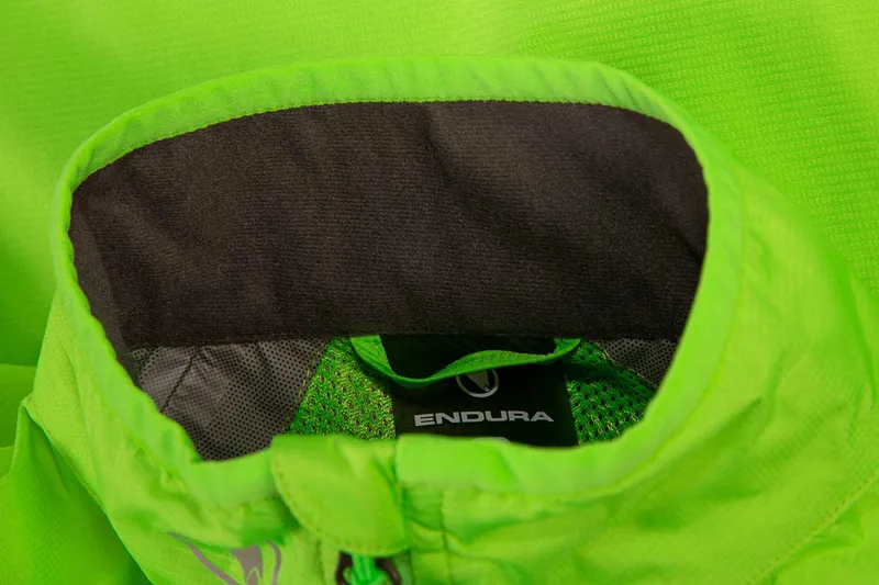 Endura Xtract Jacket II in Green-5